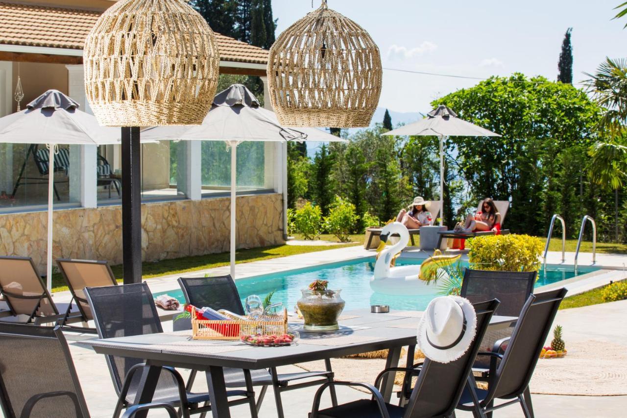 Grande Terra Villas With Swimming Pool Spartylas Esterno foto