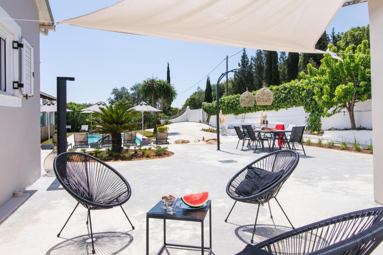 Grande Terra Villas With Swimming Pool Spartylas Esterno foto