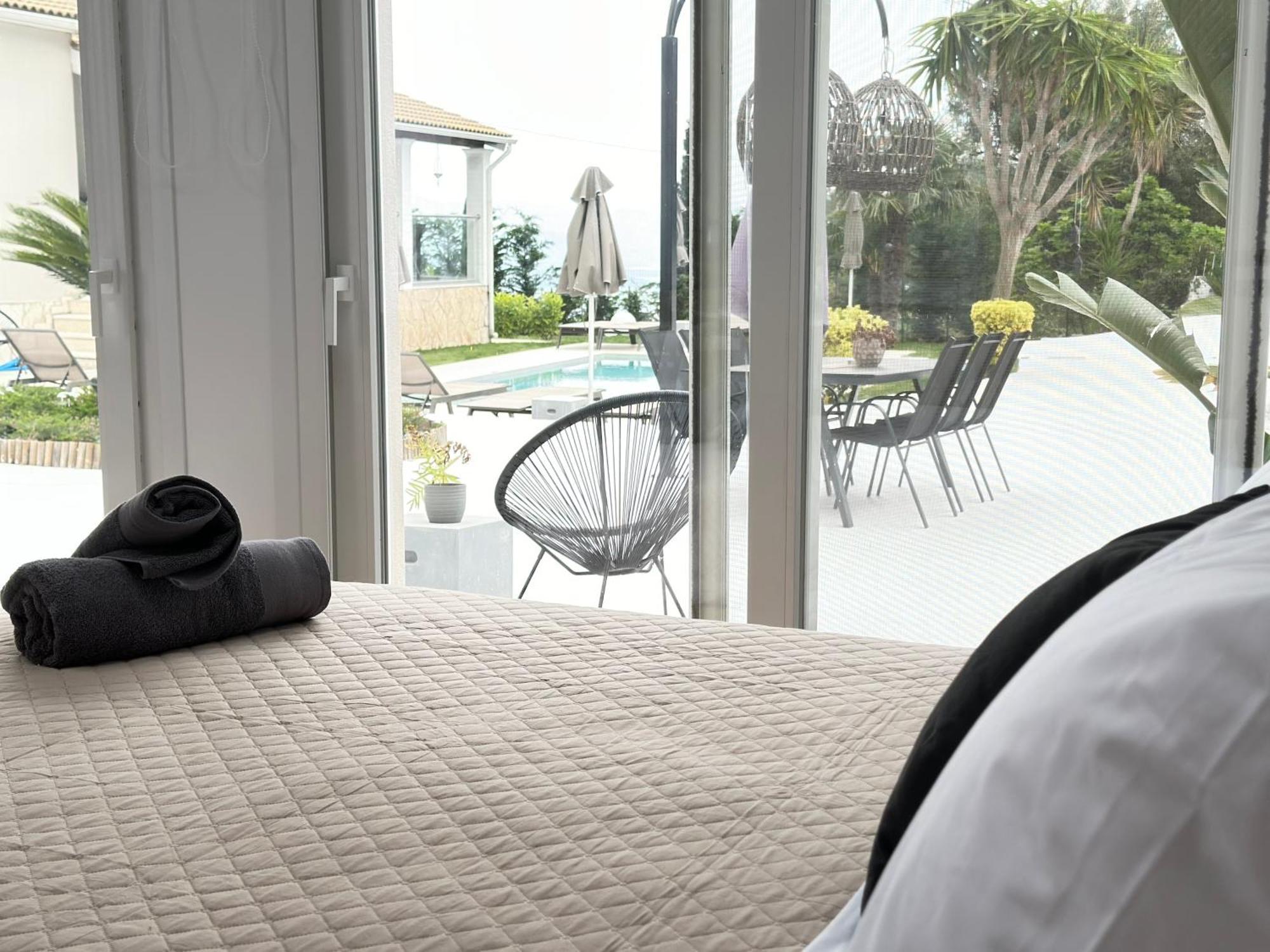 Grande Terra Villas With Swimming Pool Spartylas Esterno foto